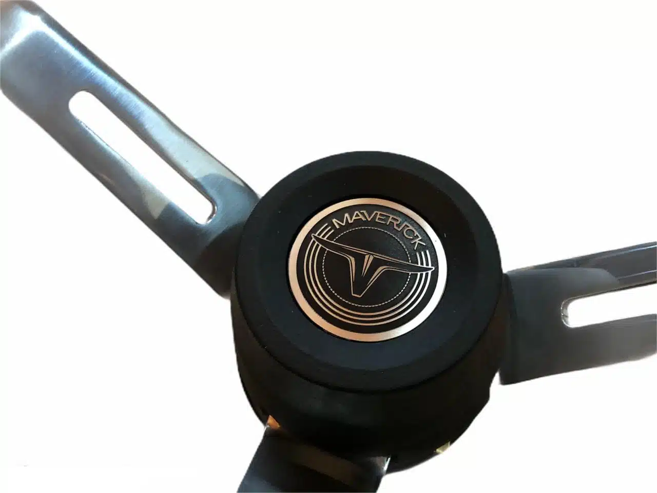Volante GT PerformanceV8 Ford Maverick Special Logo USA - Imagem 4