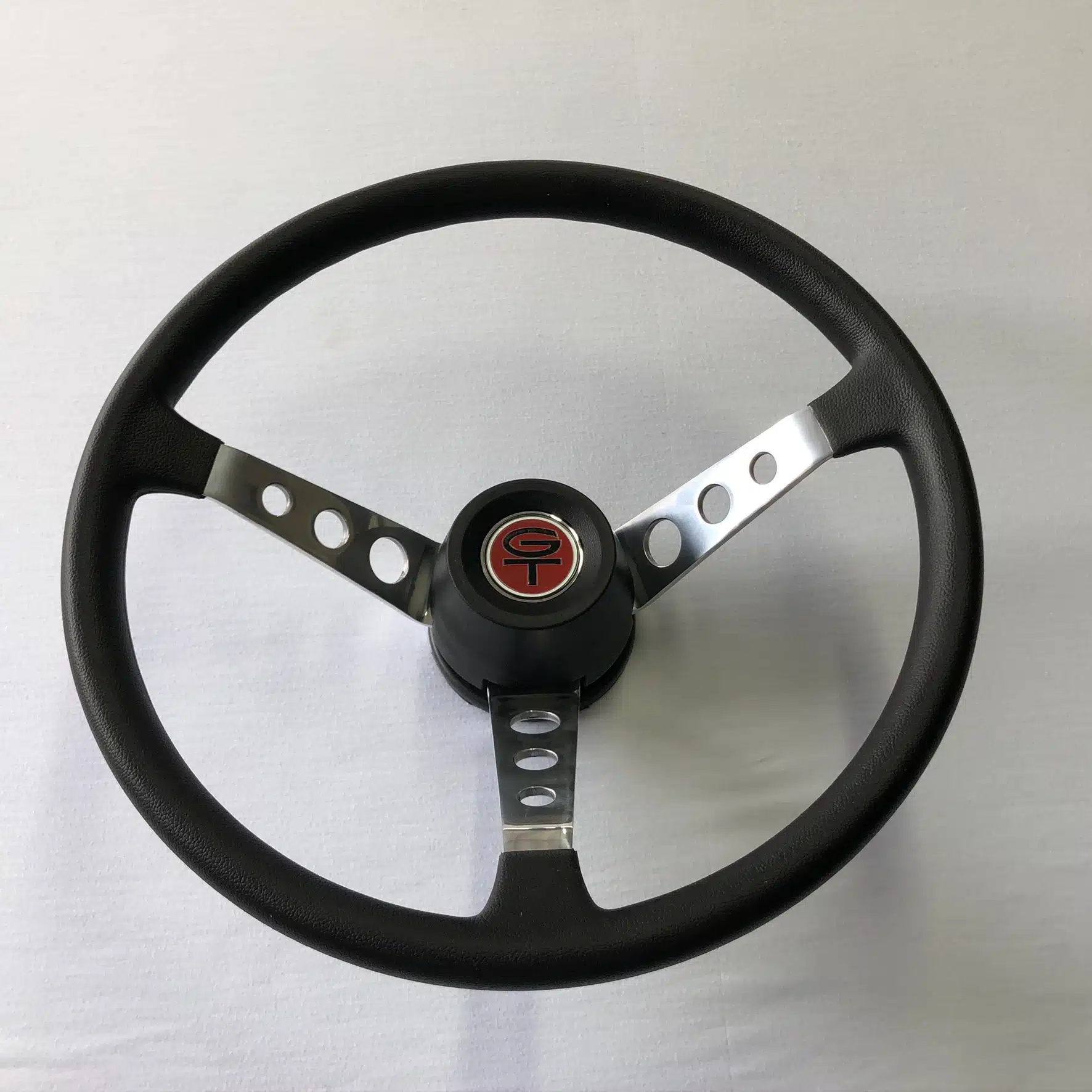 Volante Grabber PerformanceV8 Ford Maverick Logo GT Red - Imagem 4