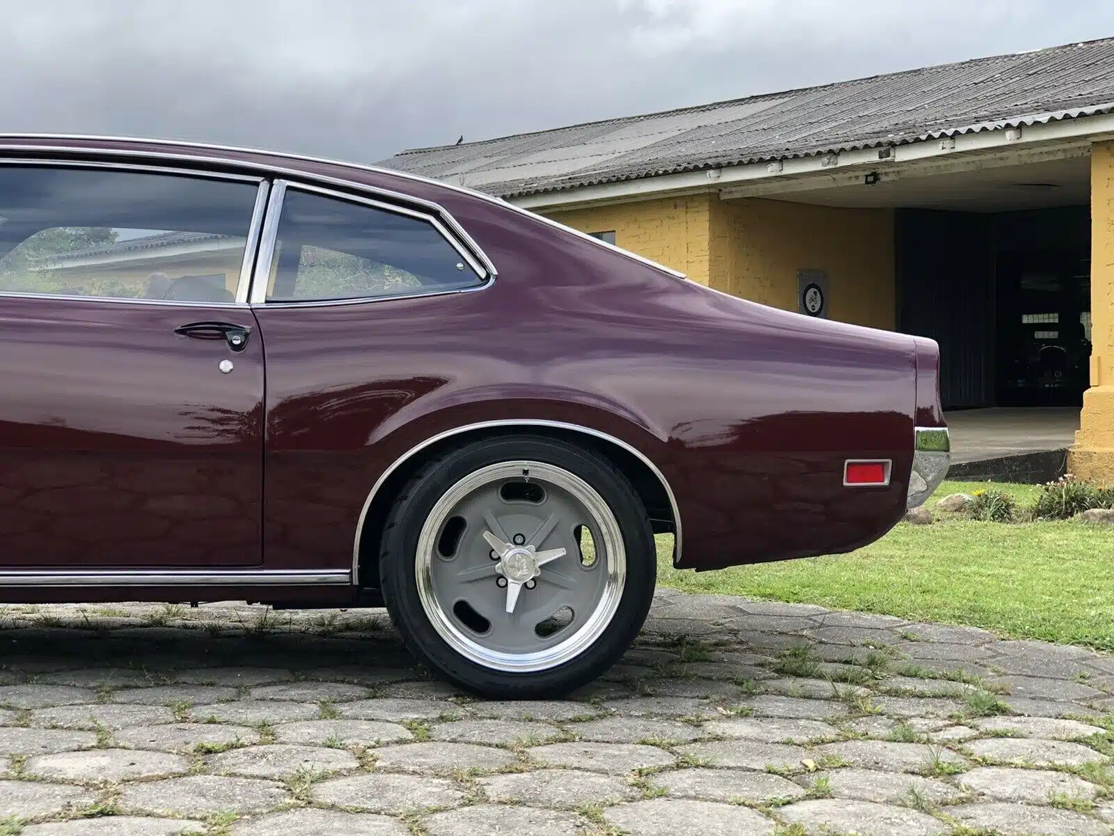 Acabamento Friso Inox Vigia Janela Lateral Ford Maverick - Imagem 2