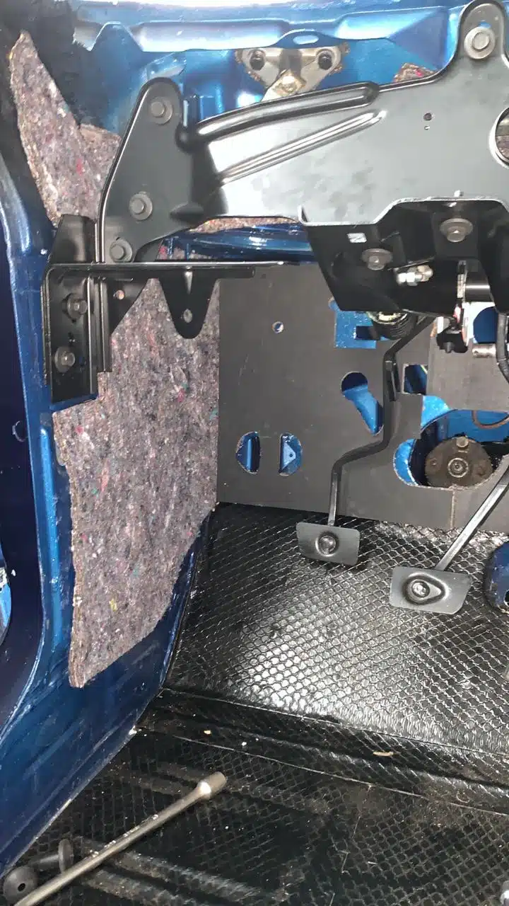 Forro Isolador Borracha Fixador Parede Corta Fogo Ford Maverick - Imagem 3