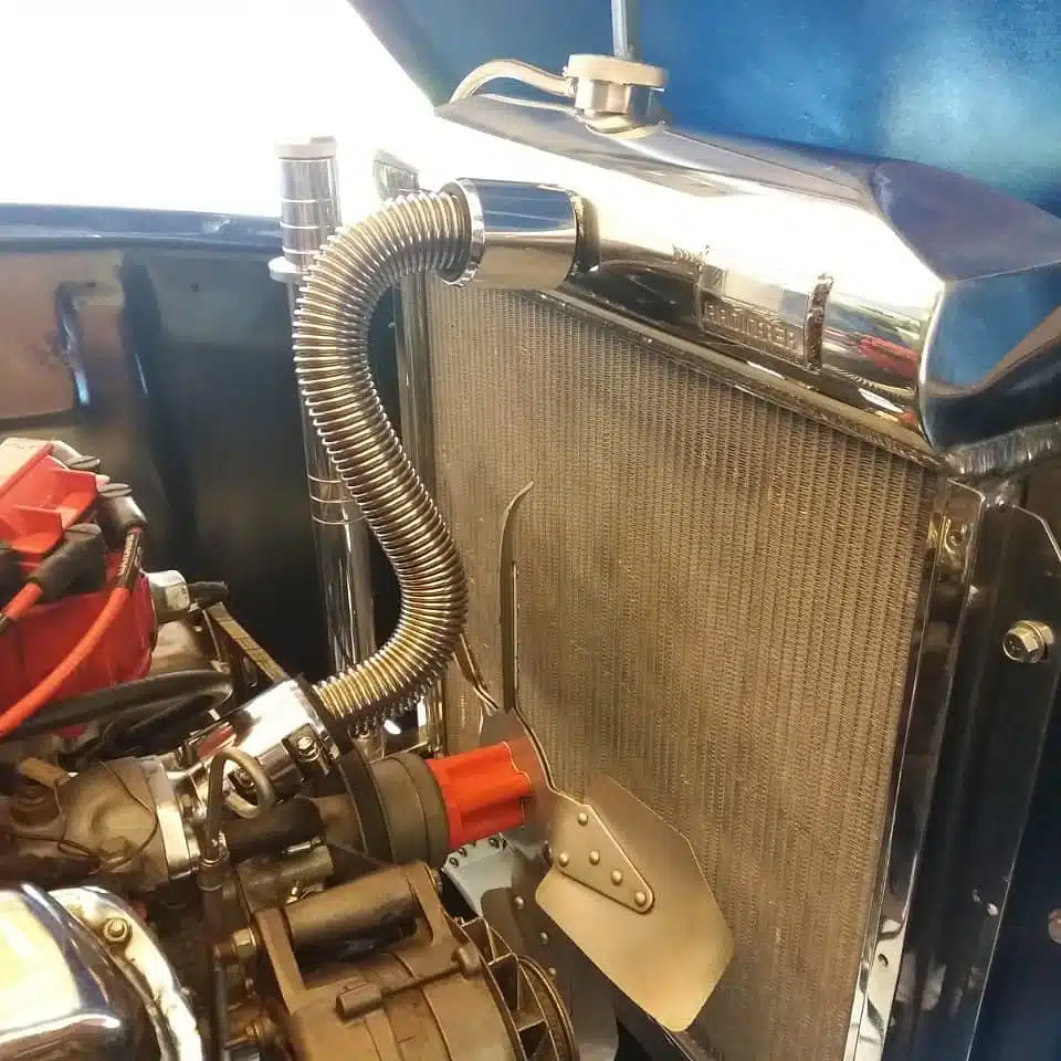 Radiador de Aluminio Performance Ford F100 F1000 - Imagem 2