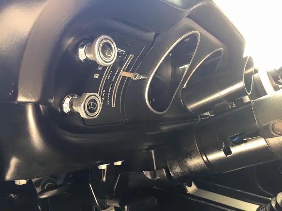 Acabamento Plástico Inferior Coluna Direção Ford Maverick - Imagem 2