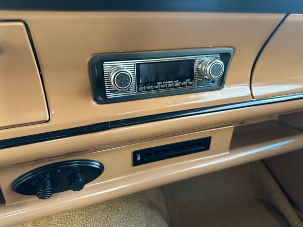 Radio New Concept Retro Vintage Ford Maverick